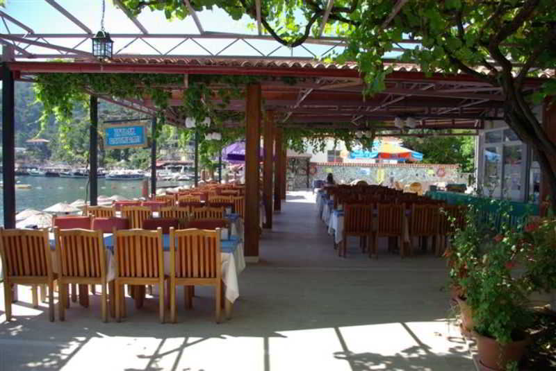 טורונץ' Zeybek Hotel מראה חיצוני תמונה
